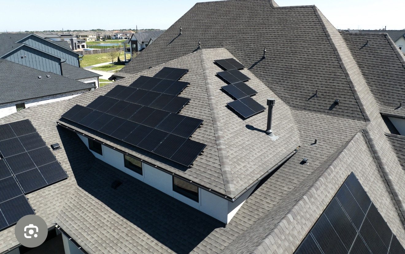Commercial solar building in Texas